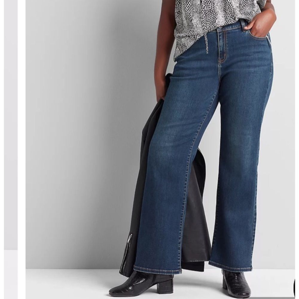 Lane Bryant Blue Signature Fit Mid Rise Boot Cut Jeans 14 Short NEW